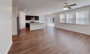 Rooms for rent in a new house