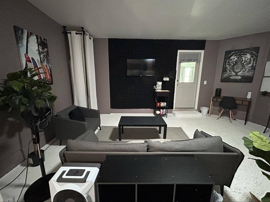 Furnished Room MUST
 SEE!!!