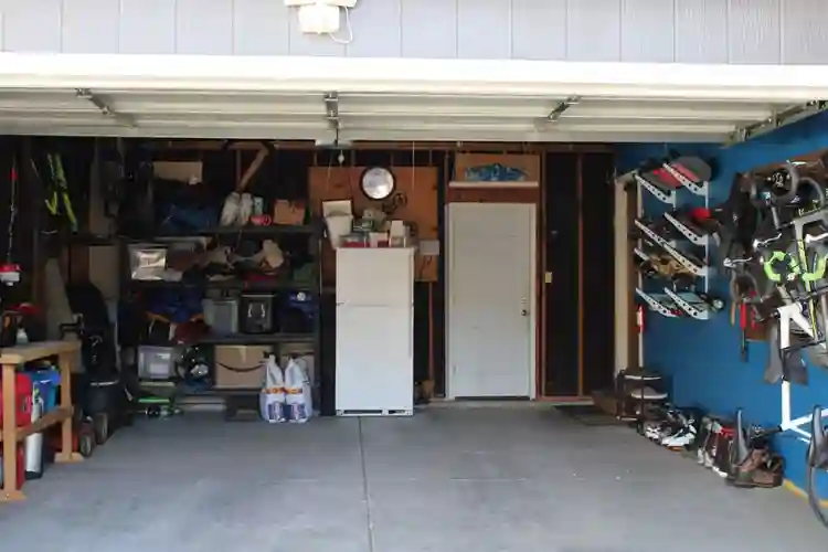 Room Available Gorgeous 4 BR House