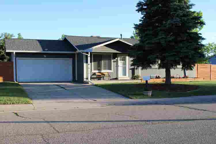 Room Available Gorgeous 4 BR House