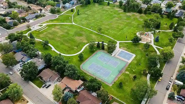 Room Available Gorgeous 4 BR House