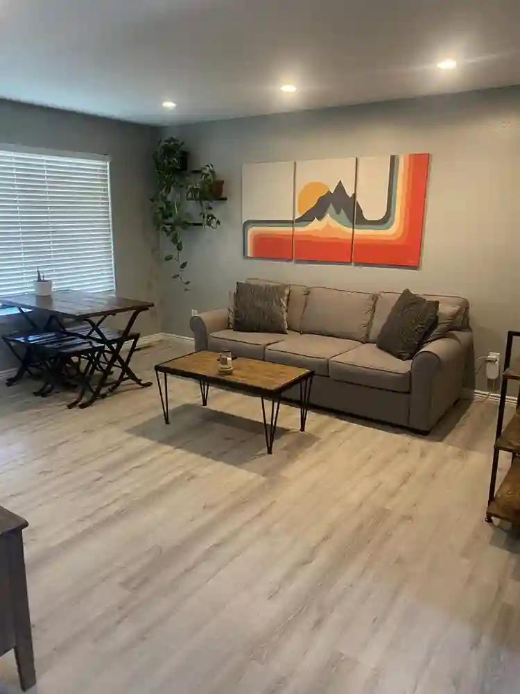 Room Available Gorgeous 4 BR House