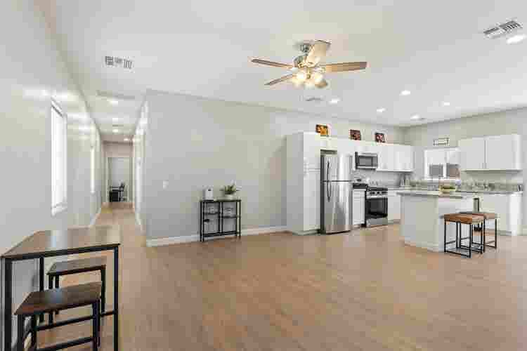 Brand-New Furnished Room!