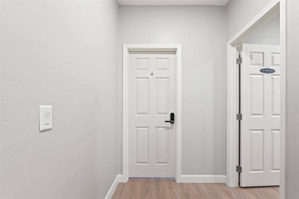 Brand-New Furnished Room!