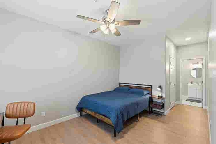 Brand-New Furnished Room!