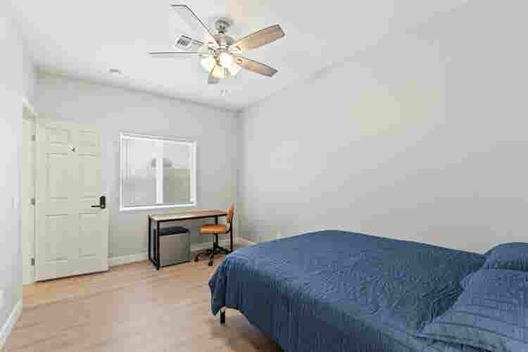 Brand-New Furnished Room!