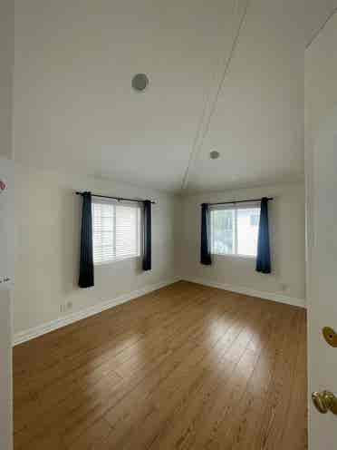 East Side Costa Mesa Room for Rent!