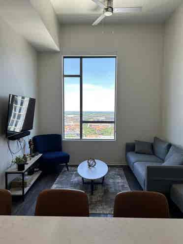 Minimalist High-Rise Penthouse