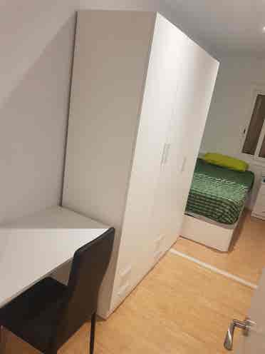 Alquilo una habitación