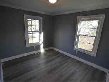 Looking For Roommates