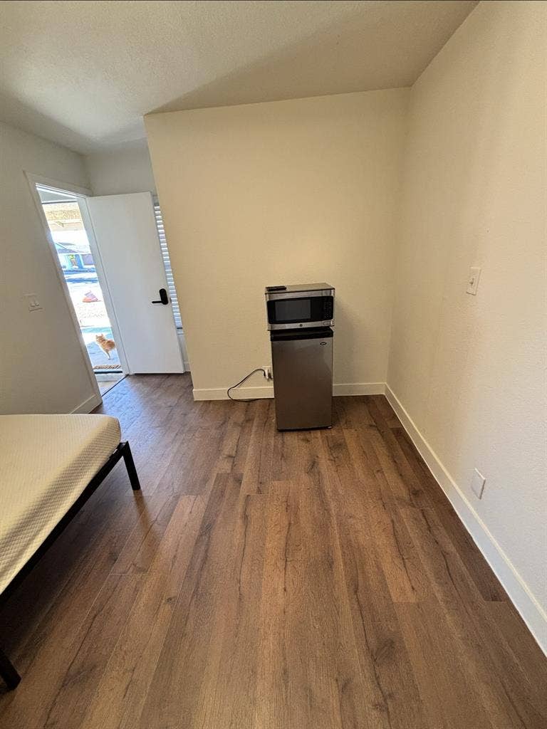 Private entrance room with bathroom