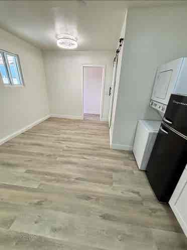 Remodeled studio in prime location!