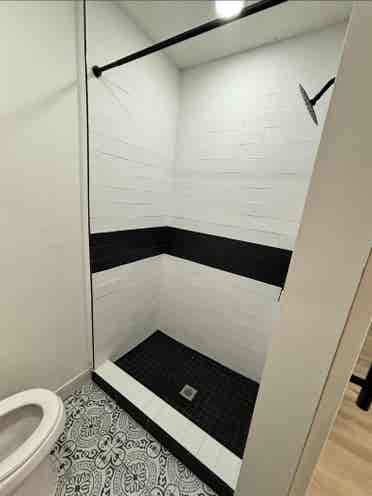 Remodeled studio in prime location!