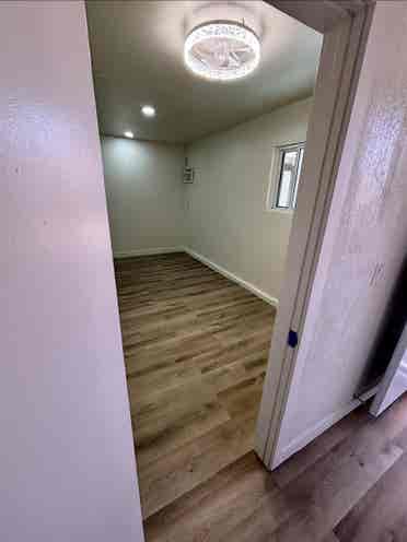 Remodeled studio in prime location!