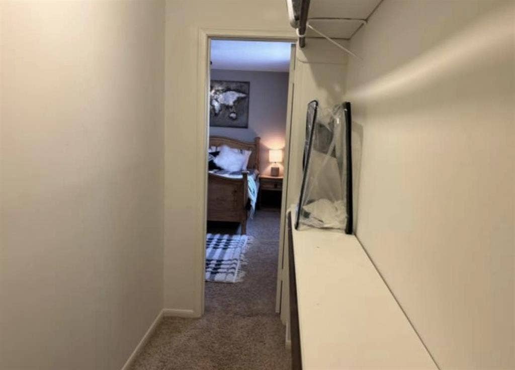 Rooms available in The Woodlands!