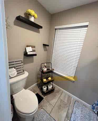 Rooms available in The Woodlands!