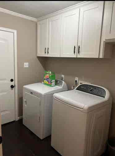 Rooms available in The Woodlands!