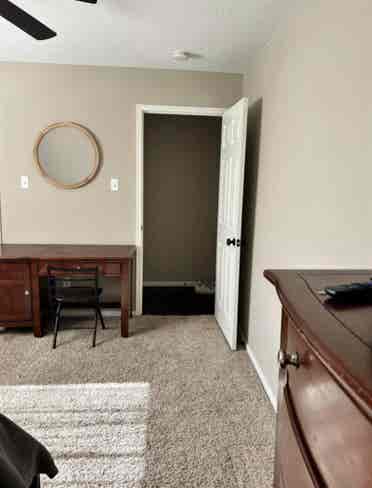 Rooms available in The Woodlands!