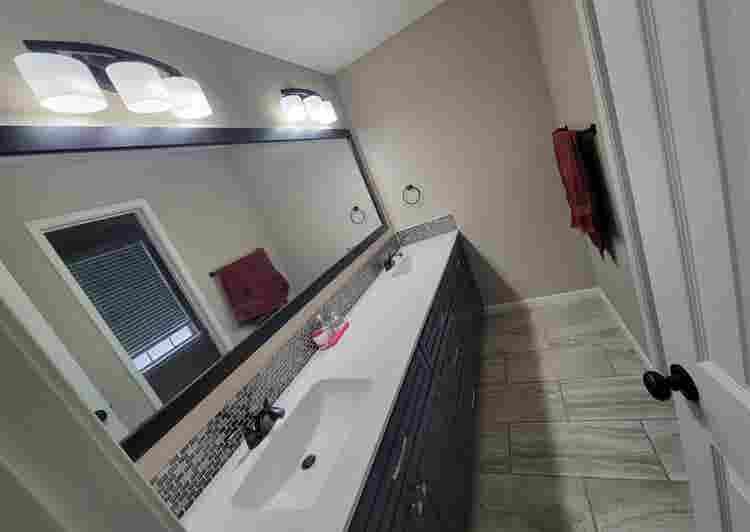 Rooms available in The Woodlands!