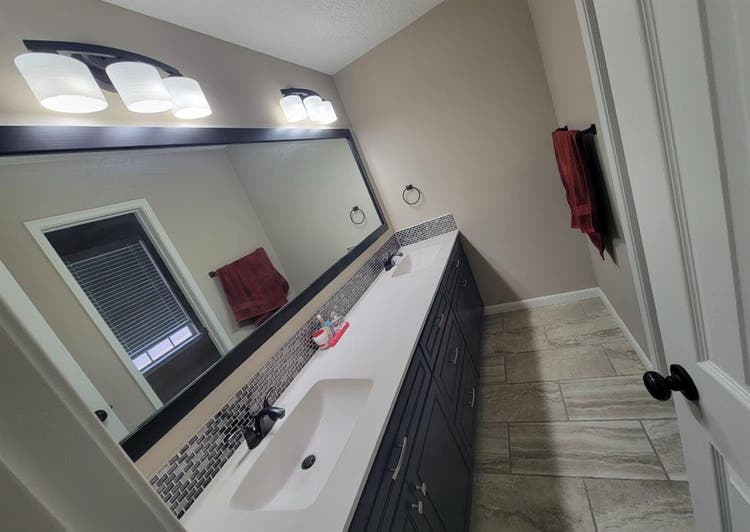 Rooms available in The Woodlands!