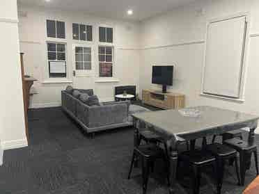Extra large 2 bedroom Brunswick apt