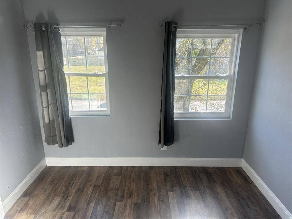 PRIVATE ROOM FOR RENT