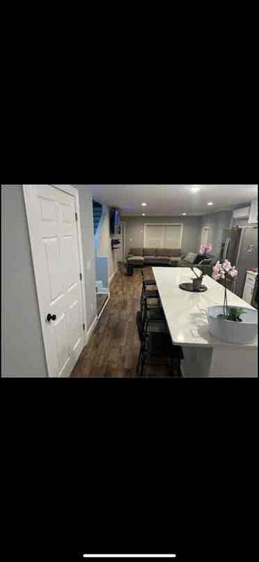 PRIVATE ROOM FOR RENT