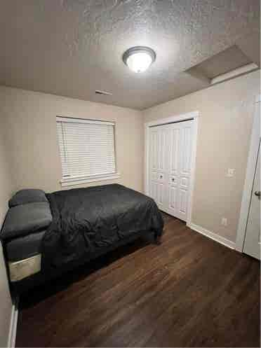 2 private rooms for rent, pets OK.