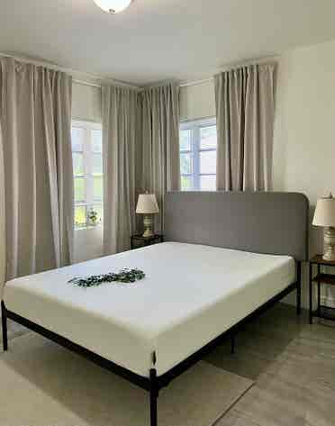 Large Room West of Brickell $