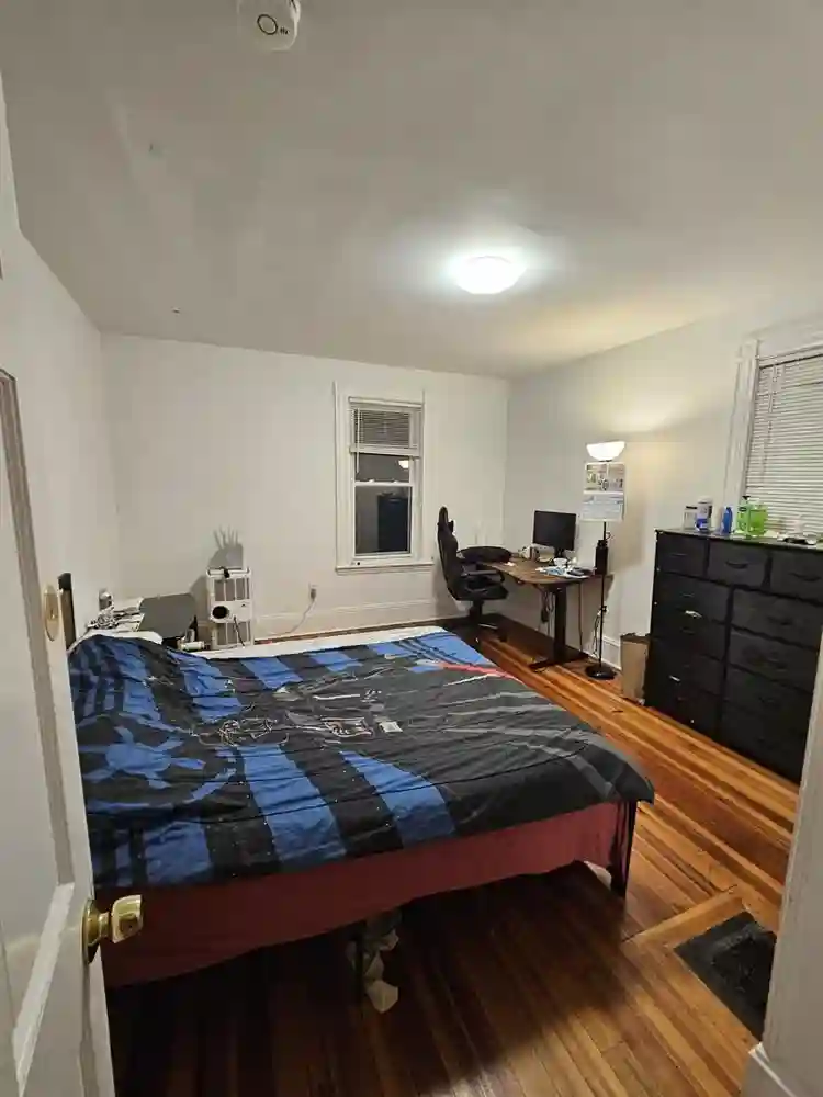 Private Bedroom Spot in Beverly, MA