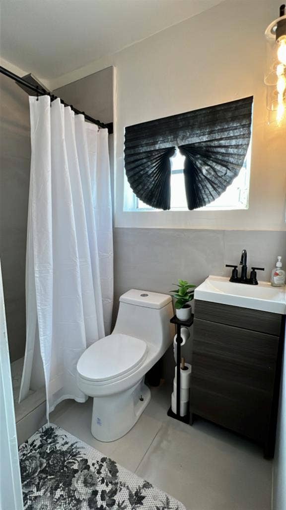 Furnished Studio West of Brickell