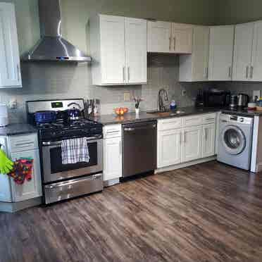 Room for Rent in  Bath Apt