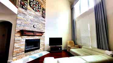 Huge room for rent in Frisco, TX