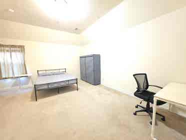 Huge room for rent in Frisco, TX