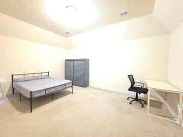 Huge room for rent in Frisco, TX
