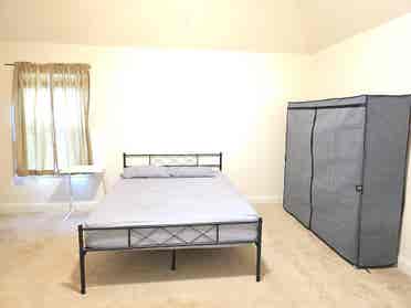 Huge room for rent in Frisco, TX