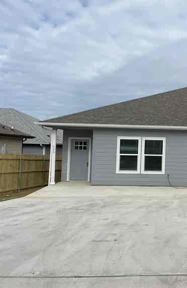 Pet-friendly Duplex