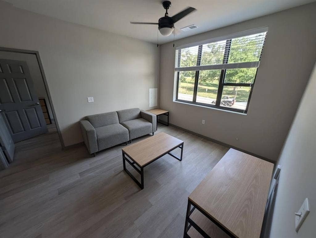 SUBLET-Off Campus Housing