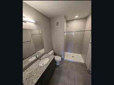 SUBLET-Off Campus Housing