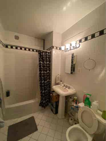 ✨Spacious Room in Midtown South✨