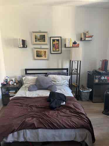 ✨Spacious Room in Midtown South✨