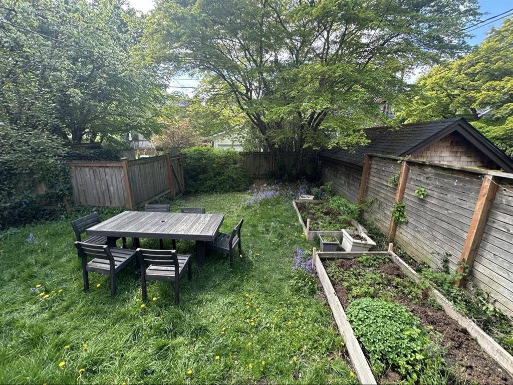 Private room in beautiful location