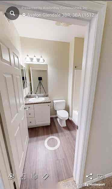 Private Room/Bathroom in Glendale