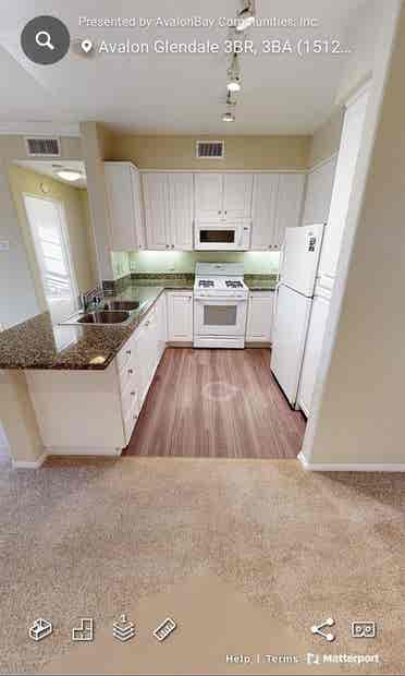 Private Room/Bathroom in Glendale