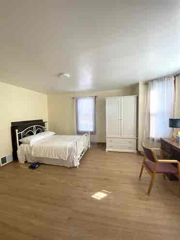 Good location room with furniture