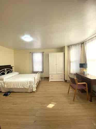 Good location room with furniture