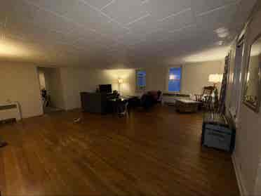Looking for female roommate