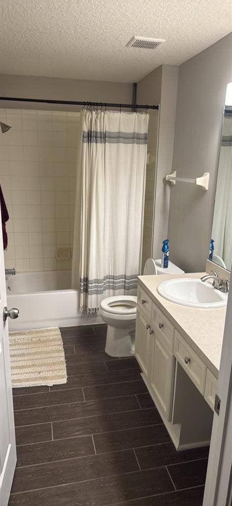 Single room, shared bathroom