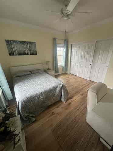 Looking for a roommate