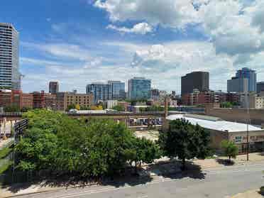 Near-New Condo Rm - LGBTQ-Friendly
